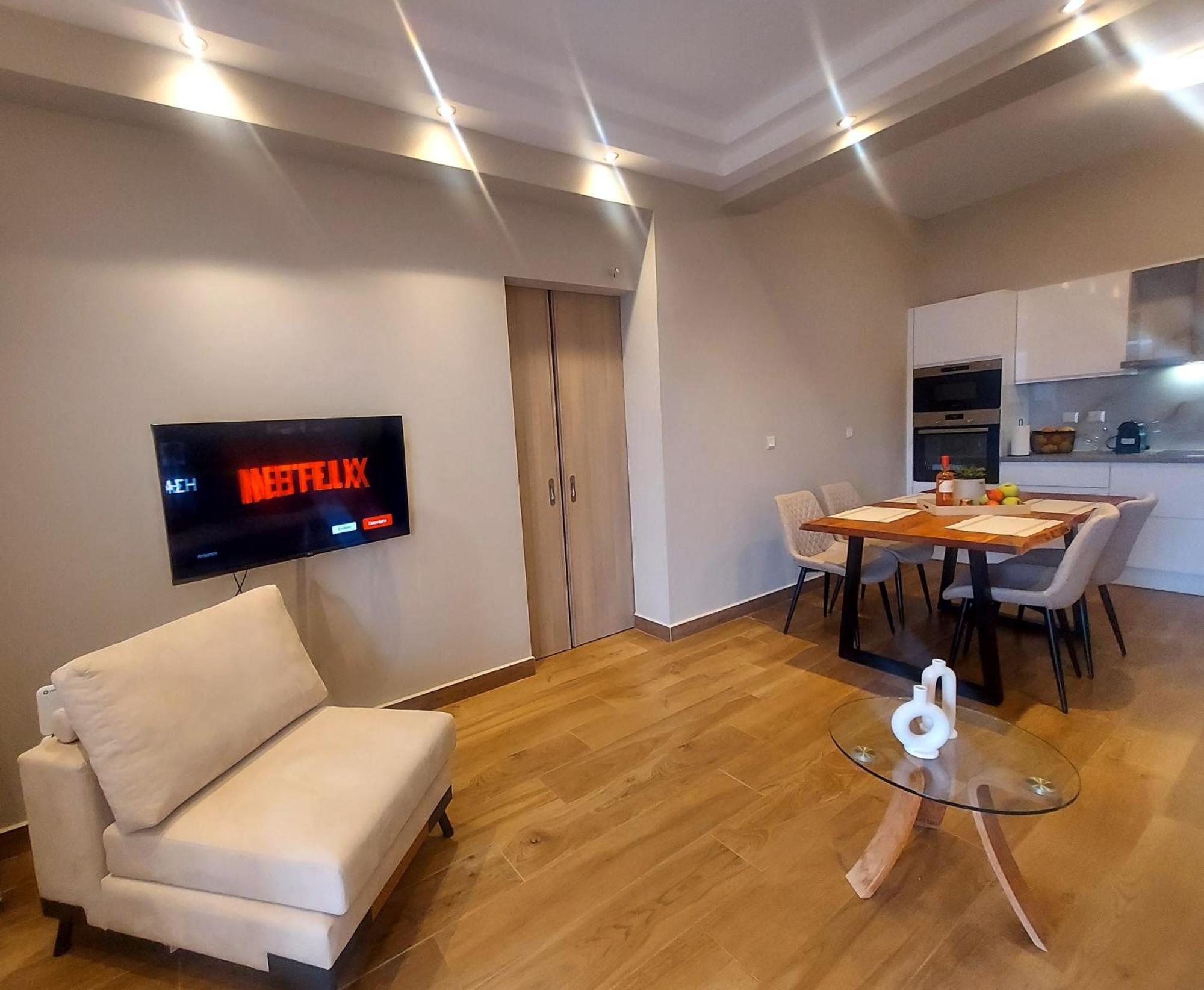 Adelinas' Apartment Аргостоліон Екстер'єр фото
